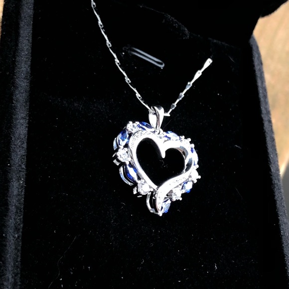 STERLING SILVER TANZANITE HEART - Picture 6 of 8